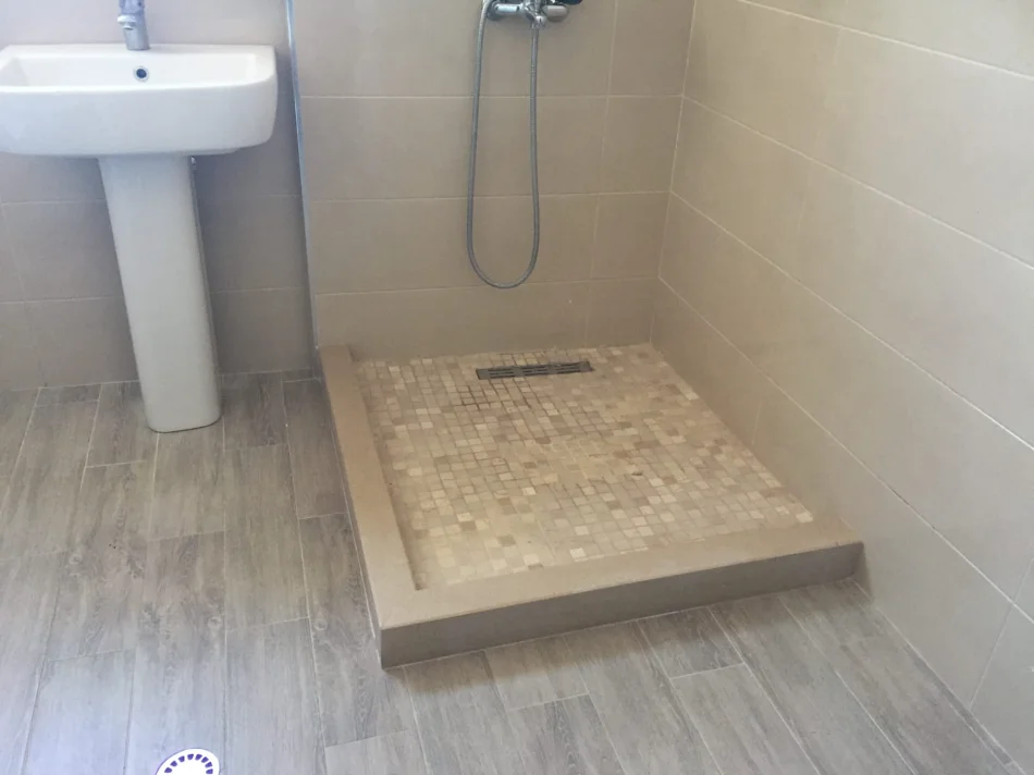 Tirane, jepet me qera apartament 1+1+Ballkon Kati 4, 67 m² 450 € (Rruga Shefqqet Kuka / Fresk)