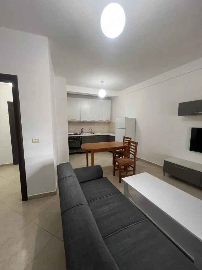 Tirane, shitet apartament 1+1+Ballkon Kati 7, 63 m² 112.000 € (Arc Hotel)