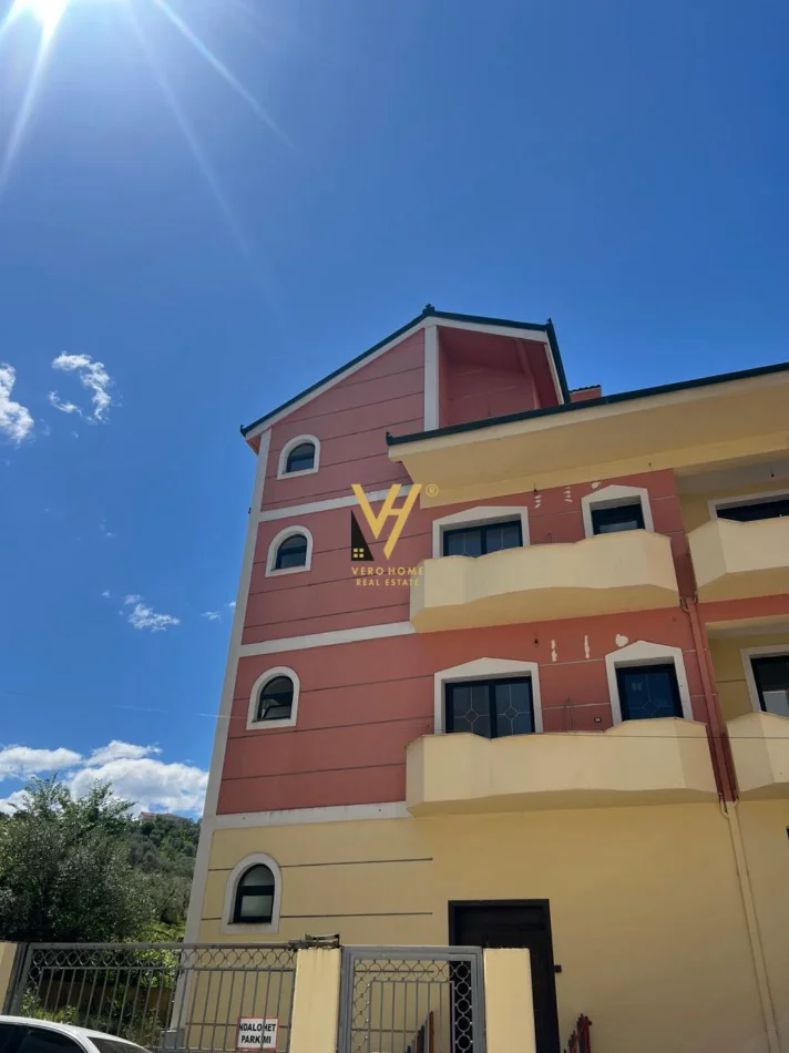 Tirane, shitet Vile 3 Katshe Kati 0, 500 m² 1.000.000 € (KOPSHTI ZOOLOGJIK)