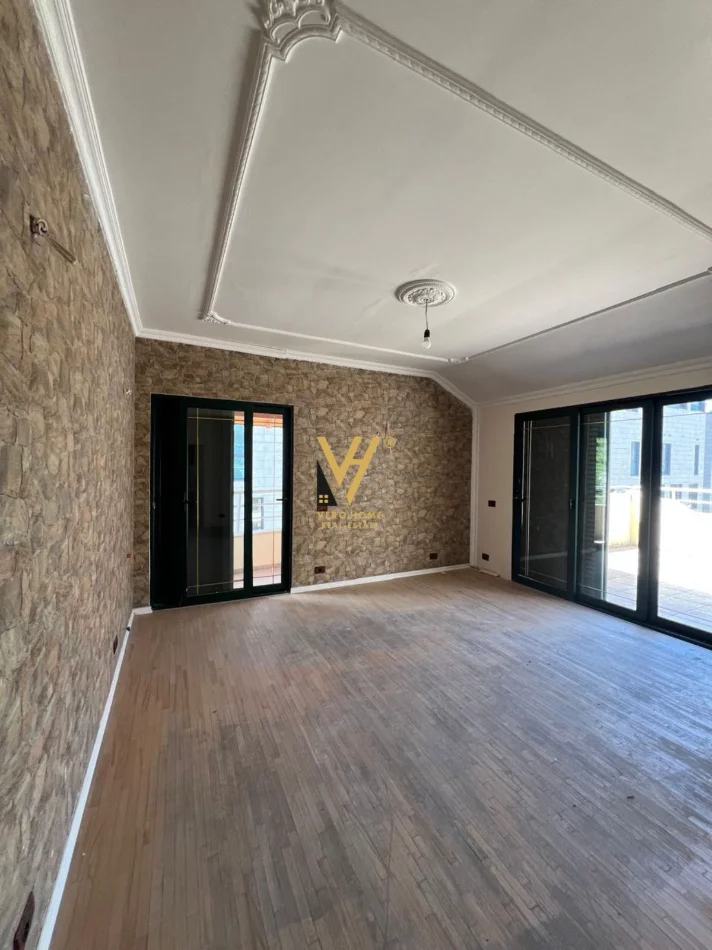 Tirane, shitet Vile 3 Katshe Kati 0, 500 m² 1.000.000 € (KOPSHTI ZOOLOGJIK)