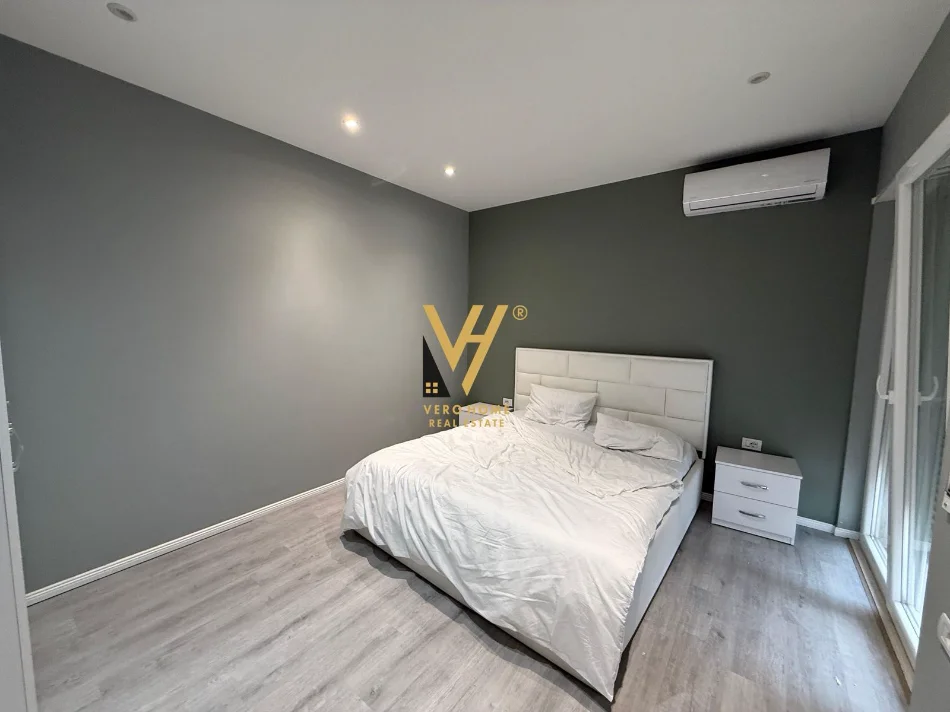 Tirane, jepet me qera apartament 1+1+Ballkon Kati 2, 62 m² 420 € (SHKOZE)