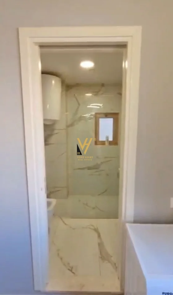 Tirane, shitet apartament 1+1+Ballkon Kati 1, 60 m² 176.000 € (KOMUNA E PARISIT)