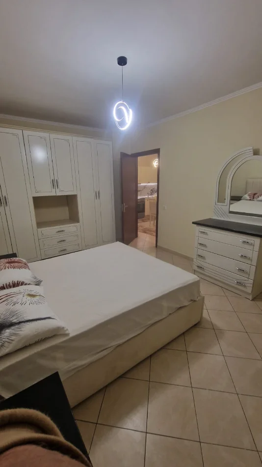 Tirane, jepet me qera apartament 1+1 Kati 6, 70 m² 400 € (ASTIR)
