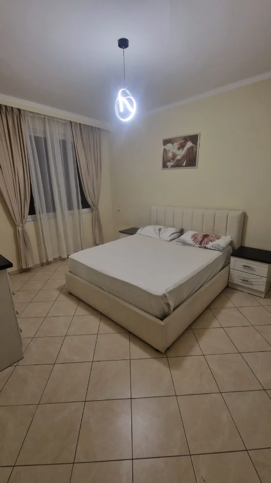 Tirane, jepet me qera apartament 1+1 Kati 6, 70 m² 400 € (ASTIR)