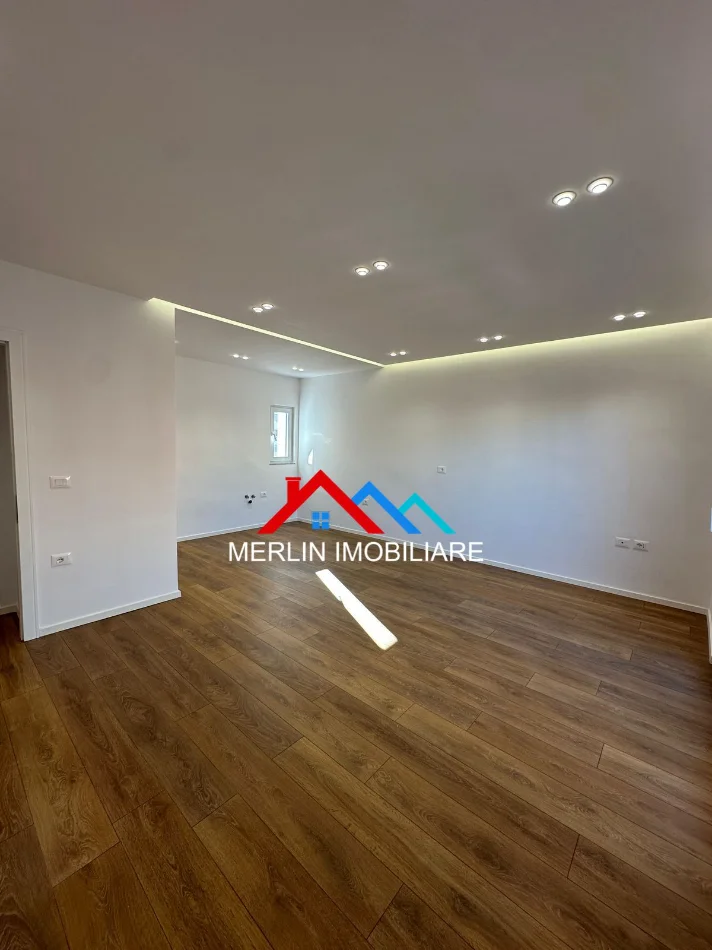Tirane, shitet apartament 2+1+Ballkon Kati 4, 75 m² 193.000 € (RRUGA FORTUZI)