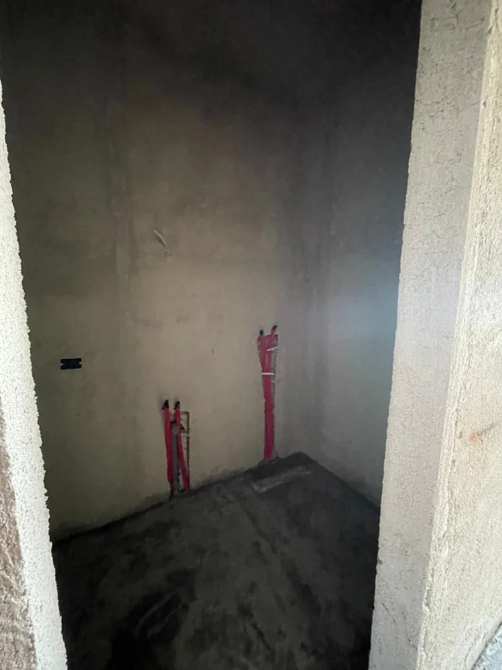 Tirane, shitet garsonier 1+1 , 38 m² 80.000 € (kaheraman ylli)