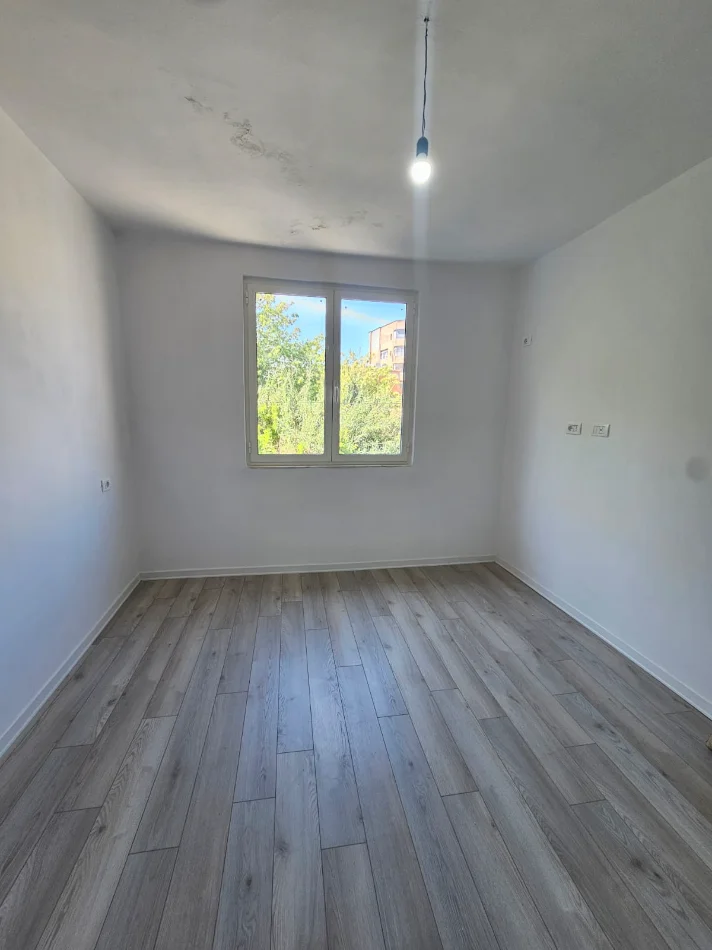 Durres, shitet apartament 2+1+Aneks Kati 3, 63 m² 82.000 € 