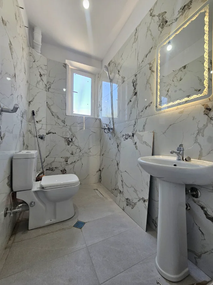 Durres, shitet apartament 2+1+Aneks Kati 3, 63 m² 82.000 € 