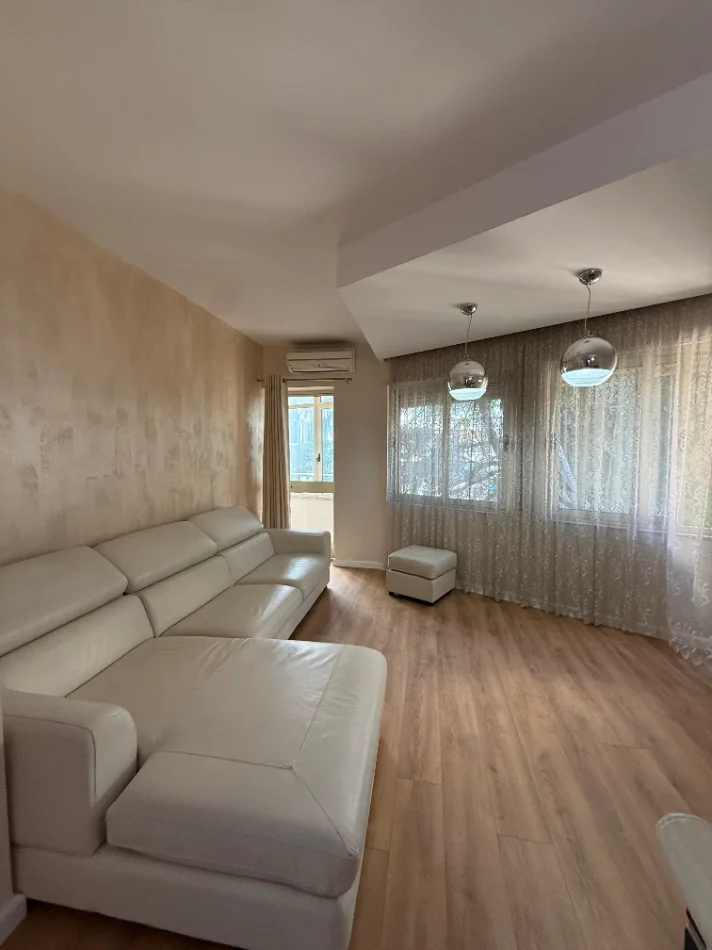 Tirane, shitet apartament 2+1 Kati 3, 97 m² 234.000 € (RRUGA MINE PEZA)