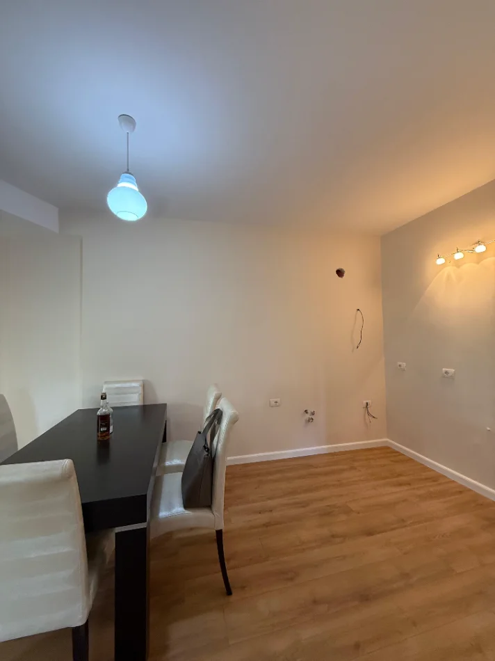 Tirane, shitet apartament 2+1 Kati 3, 97 m² 234.000 € (RRUGA MINE PEZA)