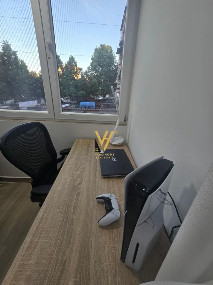 Tirane, shitet apartament 2+1+Ballkon Kati 2, 78 m² 220.000 € (BRRYL)