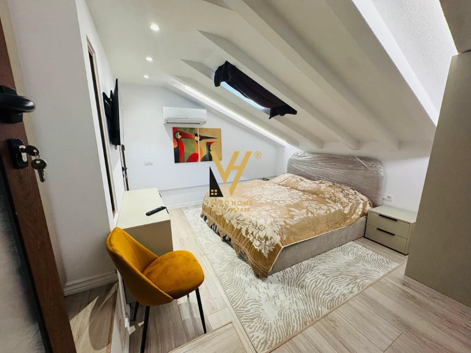Tirane, jepet me qera apartament Dublex Kati 3, 60 m² 670 € (RRUGA E DIBRES)