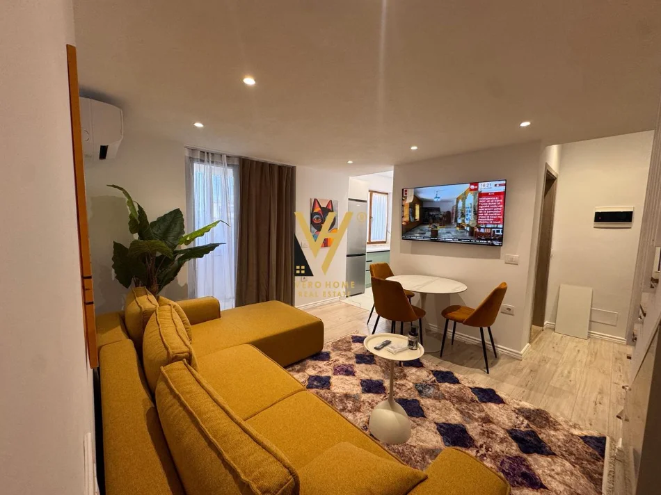 Tirane, jepet me qera apartament Dublex Kati 3, 60 m² 670 € (RRUGA E DIBRES)