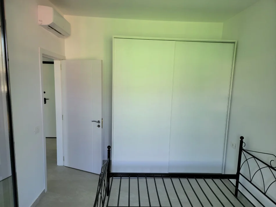 Tirane, jepet me qera apartament 1+1 Kati 8, 58 m² 450 € 