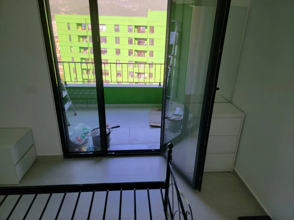 Tirane, jepet me qera apartament 1+1 Kati 8, 58 m² 450 € 