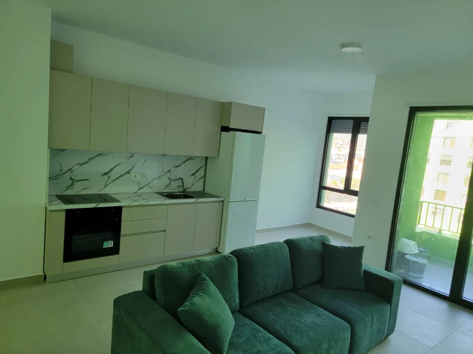 Tirane, jepet me qera apartament 1+1 Kati 4, 67 m² 500 € 