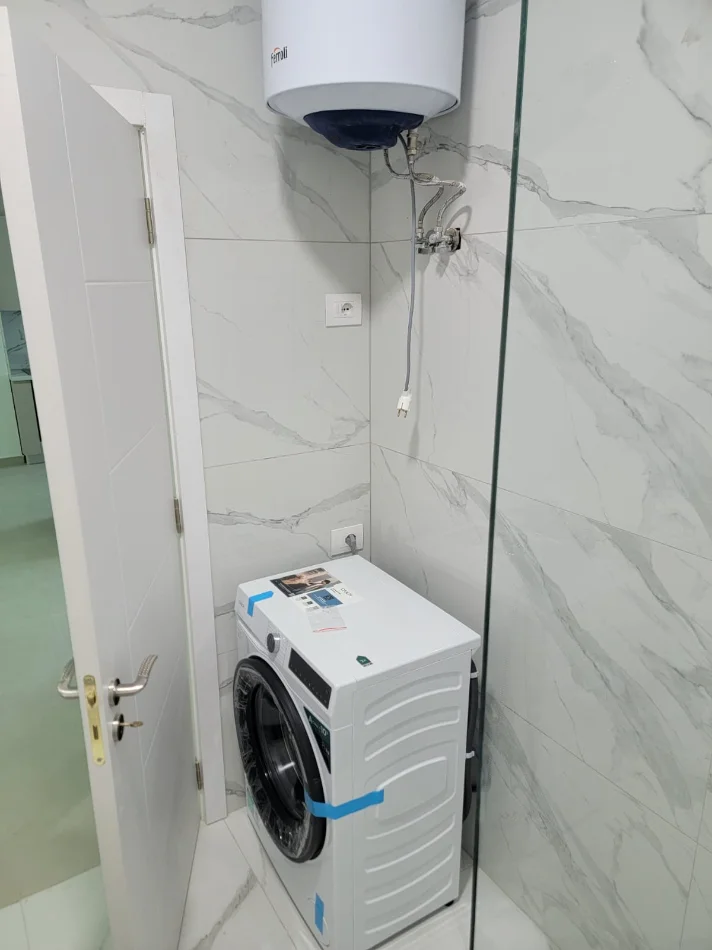 Tirane, jepet me qera apartament 1+1 Kati 4, 67 m² 500 € 