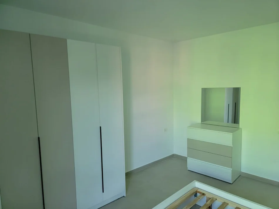 Tirane, jepet me qera apartament 1+1 Kati 4, 67 m² 500 € 