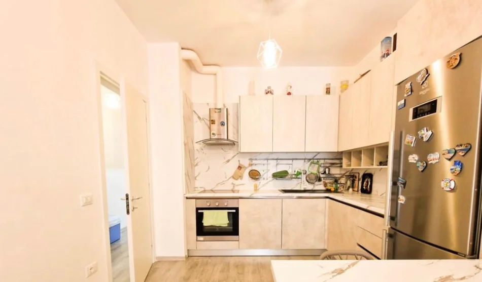 Tirane, shitet apartament 1+1 Kati 3, 70 m² 217.000 € (KOMUNA E PARISIT)