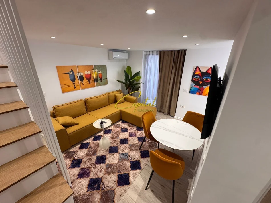 Tirane, jepet me qera apartament 1+1 Kati 3, 60 m² 650 € (RRUGA E DIBRES)