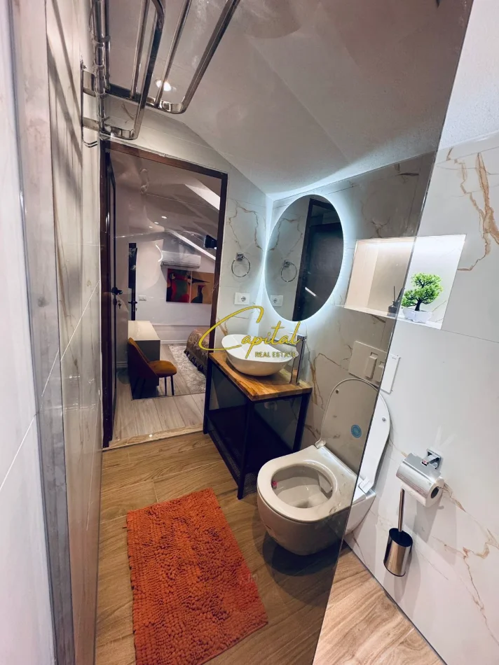 Tirane, jepet me qera apartament 1+1 Kati 3, 60 m² 650 € (RRUGA E DIBRES)