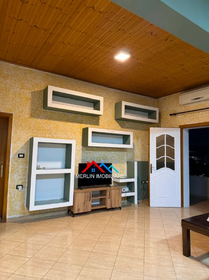 Tirane, jepet me qera apartament 1+1+Ballkon Kati 2, 110 m² 380 € (RRUGA 7 NENTORI,KASHAR)