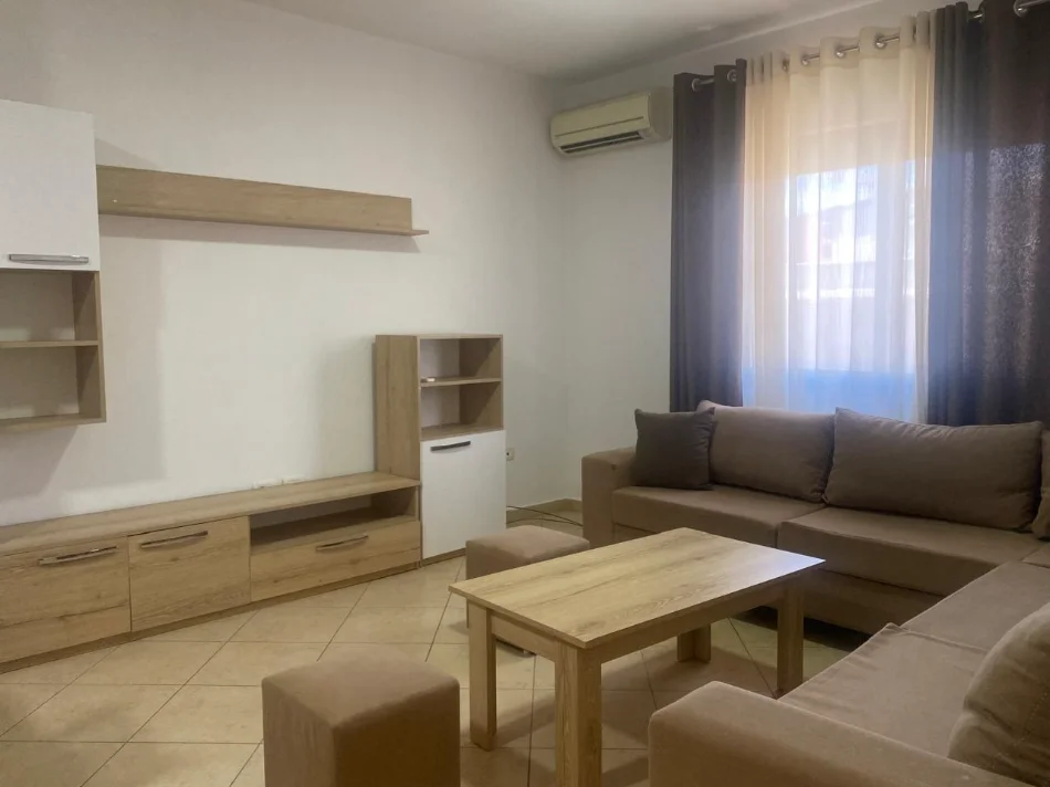 Tirane, shitet apartament 1+1 , 58 m² 130.000 € (Rr.Bill Klinton në Selitë, Tiranë)