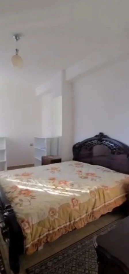 Tirane, jepet me qera apartament 2+1 Kati 3, 65 m² 500 € 