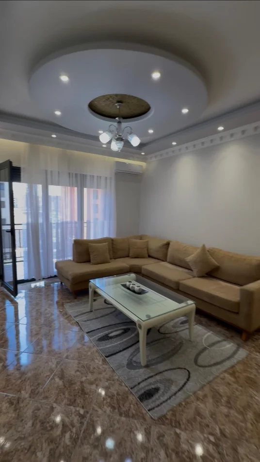 Tirane, jepet me qera apartament 1+1 Kati 2, 70 m² 500 € (Astir)
