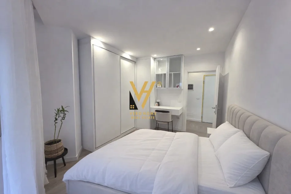 Tirane, jepet me qera apartament 1+1+Ballkon Kati 0, 75 m² 820 € (KODRA E DIELLIT)