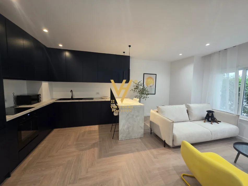 Tirane, jepet me qera apartament 1+1+Ballkon Kati 0, 75 m² 820 € (KODRA E DIELLIT)