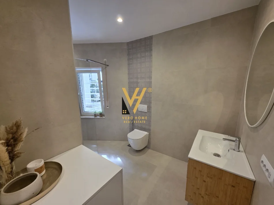 Tirane, jepet me qera apartament 1+1+Ballkon Kati 0, 75 m² 820 € (KODRA E DIELLIT)