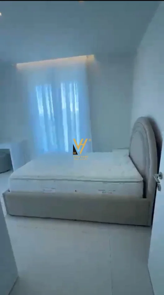 Tirane, jepet me qera apartament 2+1+Ballkon Kati 8, 95 m² 770 € (BULEVARDI I RI)