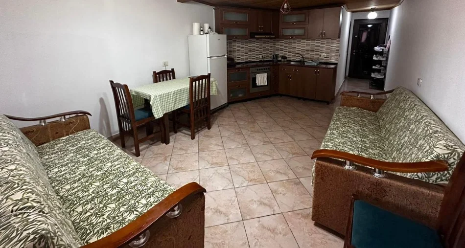 Tirane, jepet me qera apartament 1+1 Kati 0, 55 m² 400 € (DON BOSKO)