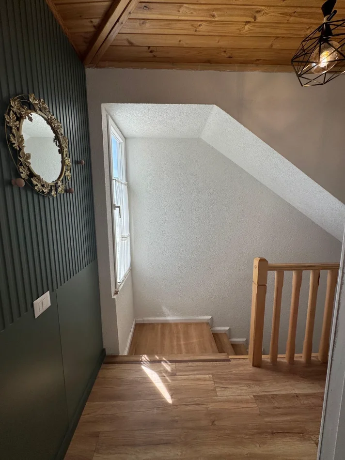 Tirane, jepet me qera apartament 2+1 Kati 7, 120 m² 600 € (SHKOZE)