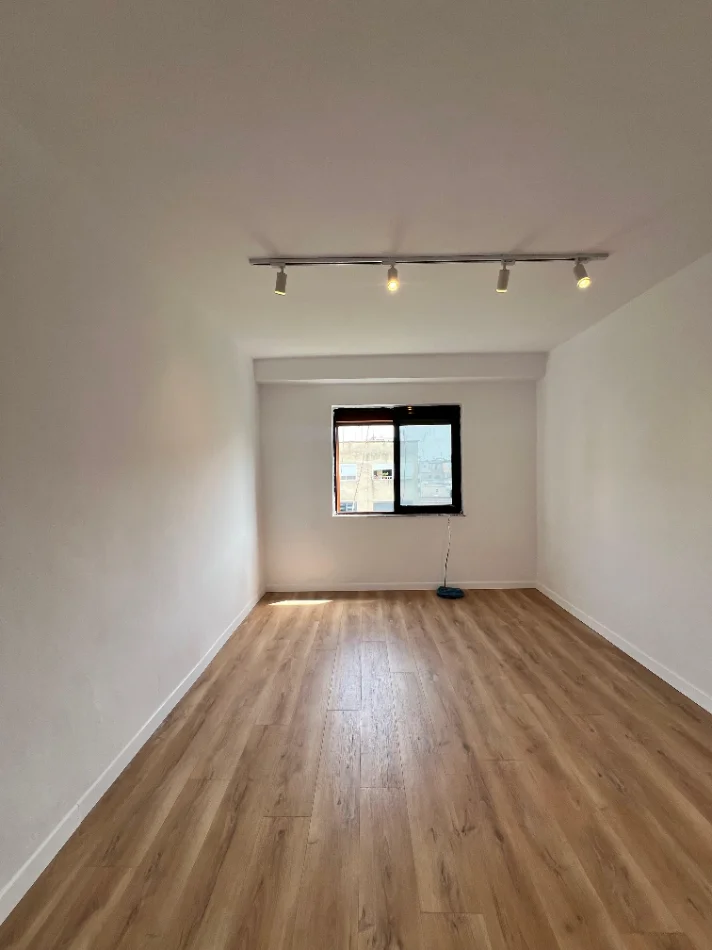 Durres, shitet apartament 2+1+Aneks+Ballkon Kati 5, 90 m² 103.000 € 