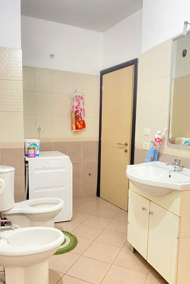 🔥 OKAZION 🔥SHITET APARTAMENT SUPER KOMOD ME VLERE 190.000 € NE ASTIR