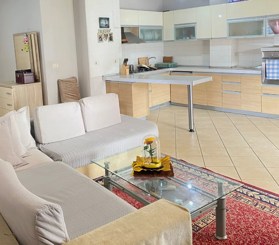 🔥 OKAZION 🔥SHITET APARTAMENT SUPER KOMOD ME VLERE 190.000 € NE ASTIR