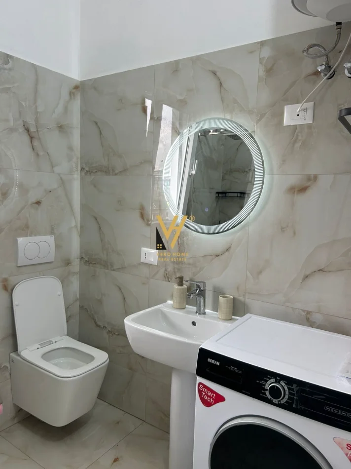 Tirane, jepet me qera apartament 1+1+Ballkon Kati 3, 50 m² 470 € (ALI DEMI)