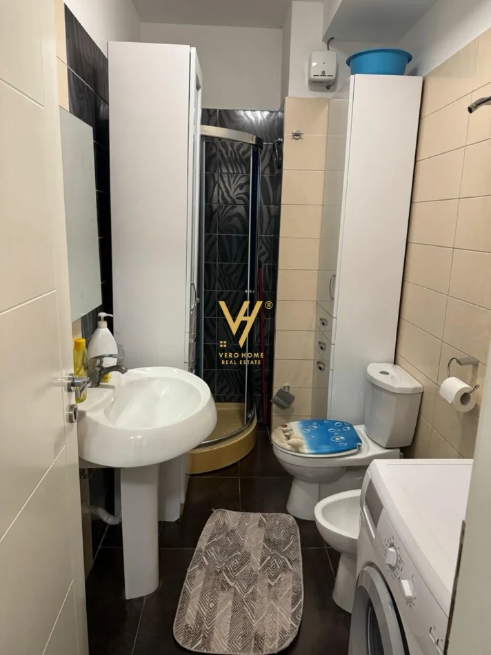 Tirane, shitet apartament 1+1+Ballkon Kati 3, 70 m² 145.000 € (LIQENI I THATE)
