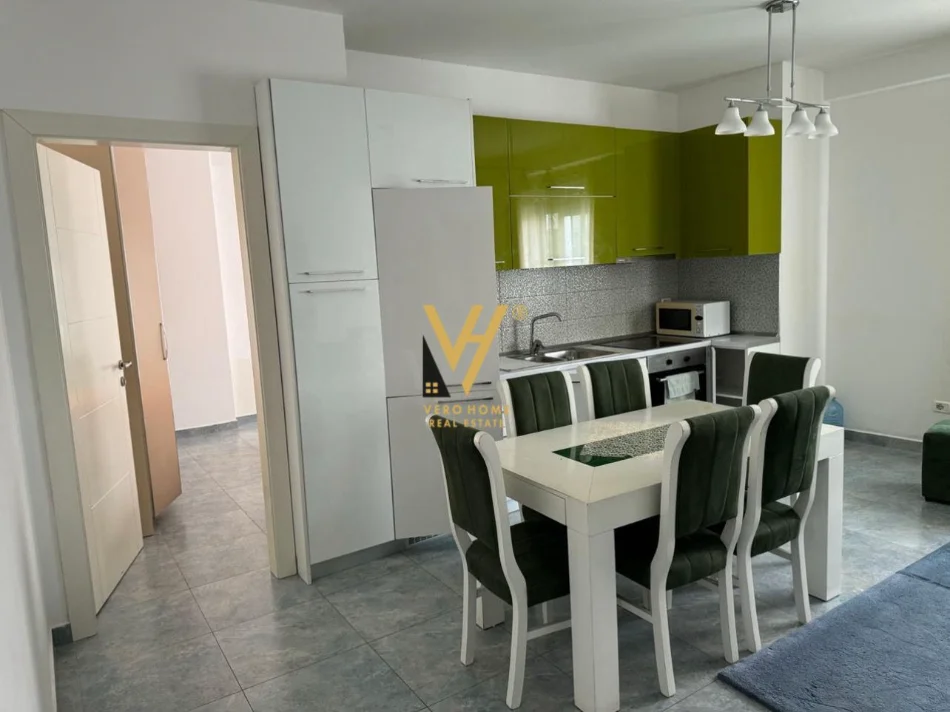 Tirane, shitet apartament 1+1+Ballkon Kati 3, 70 m² 145.000 € (LIQENI I THATE)