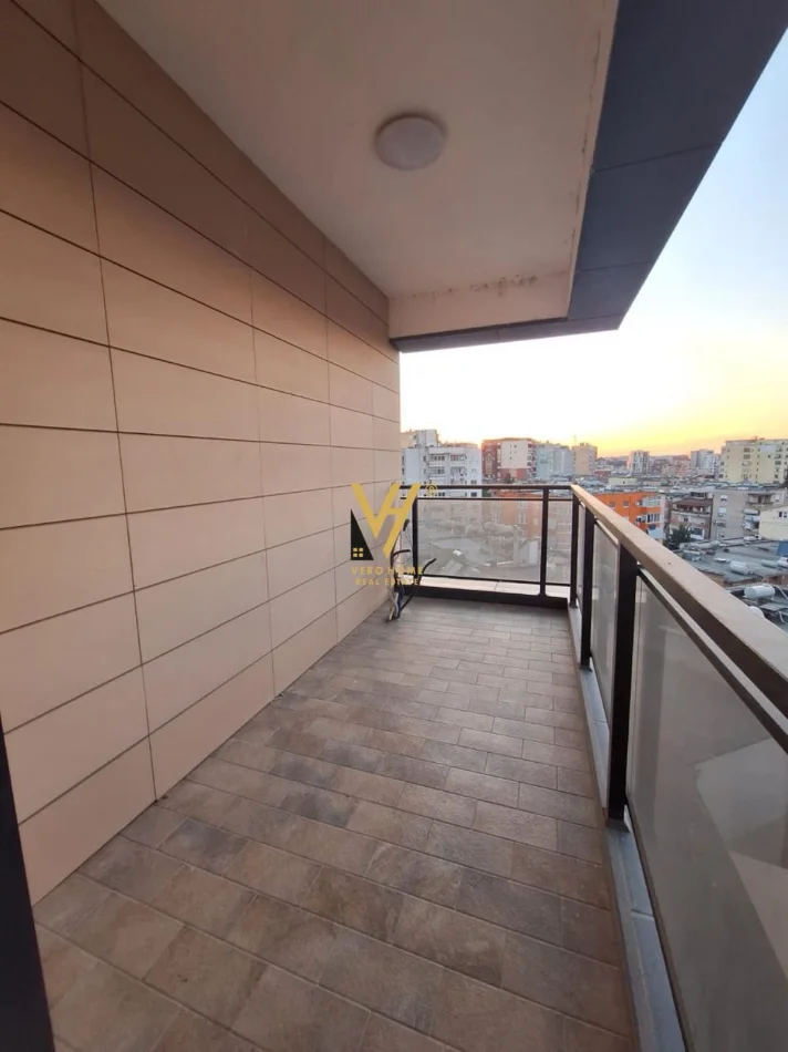 Tirane, shitet apartament 1+1+Ballkon Kati 6, 73 m² 258.000 € (RRUGA E KOSOVAREVE)