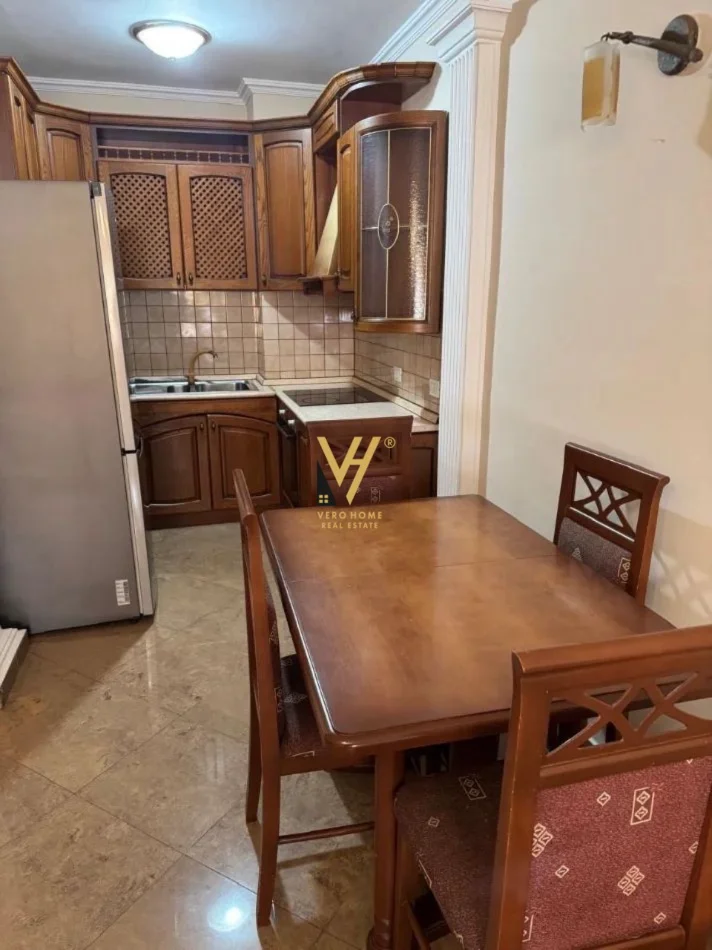 Tirane, jepet me qera apartament 1+1+Ballkon Kati 8, 65 m² 620 € (SHESHI WILLSON)