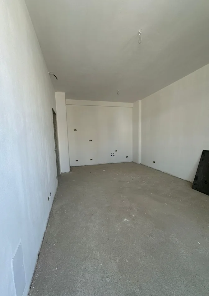 Tirane, shitet apartament 1+1 , 80 m² 165.690 € 