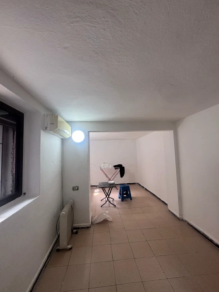 Tirane, jepet me qera garsoniere+Ballkon Kati 1, 35 m² 400 €