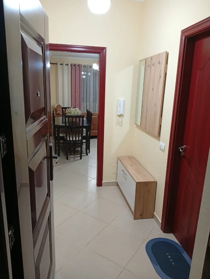 Tirane, jepet me qera apartament 2+1+Ballkon Kati 3, 102 m² 500 € (Astir, pranë Bar Artist)
