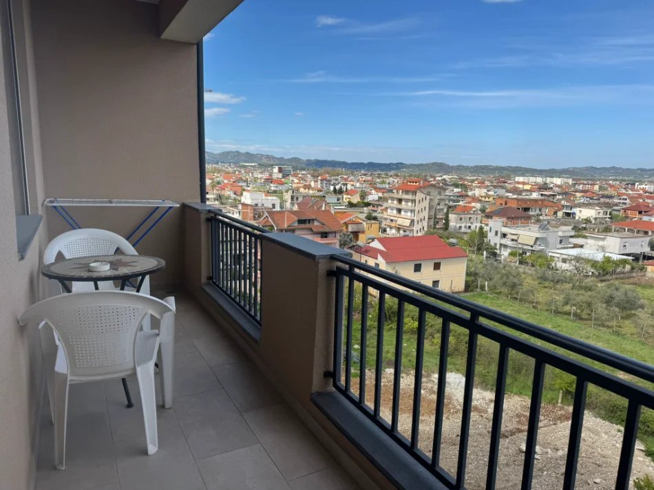 Tirane, jepet me qera apartament 1+1 Kati 5, 70 m² 400 € (Kamez Prane rrethit te Ullirit)