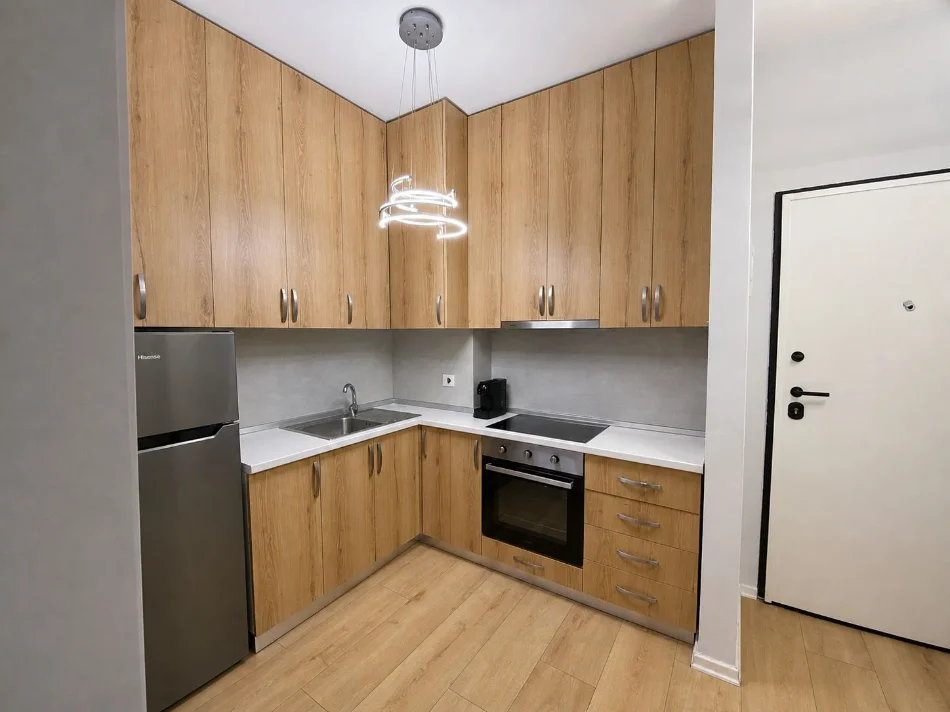 Tirane, jepet me qera apartament 1+1 Kati 3, 70 m² 450 € (Grand Gallery)