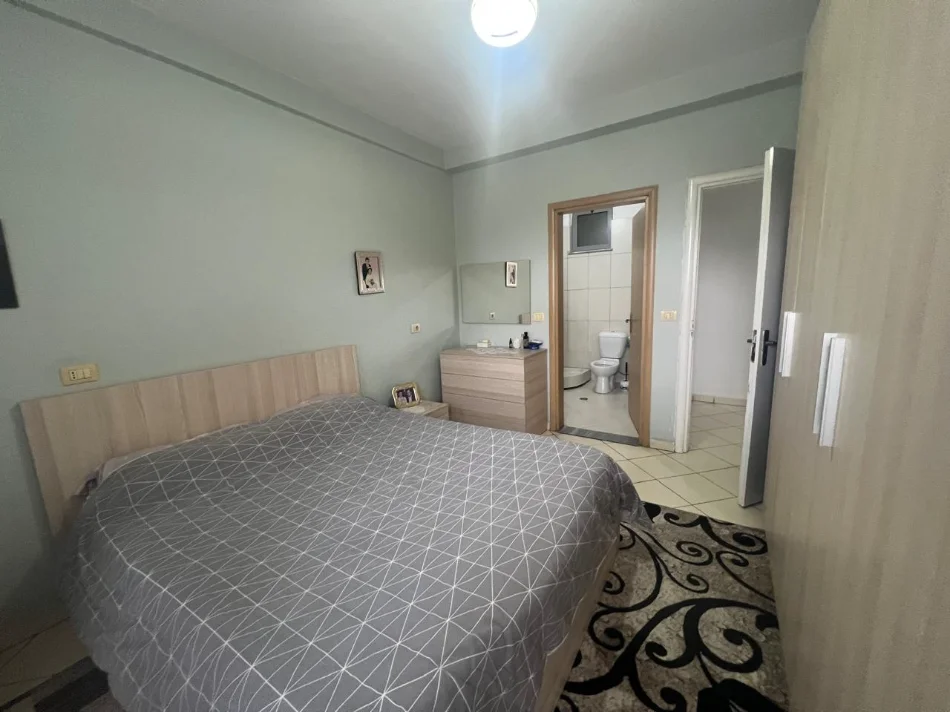 🔥 Shitet Okazion Apartament 2+1+2 ne Astir prane  Famed.