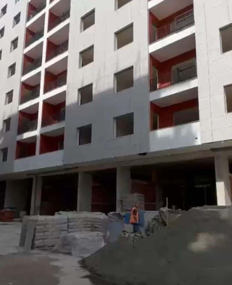 Tirane, shitet apartament 1+1 Kati 2, 72 m² 81.937 € (Paskuqan)